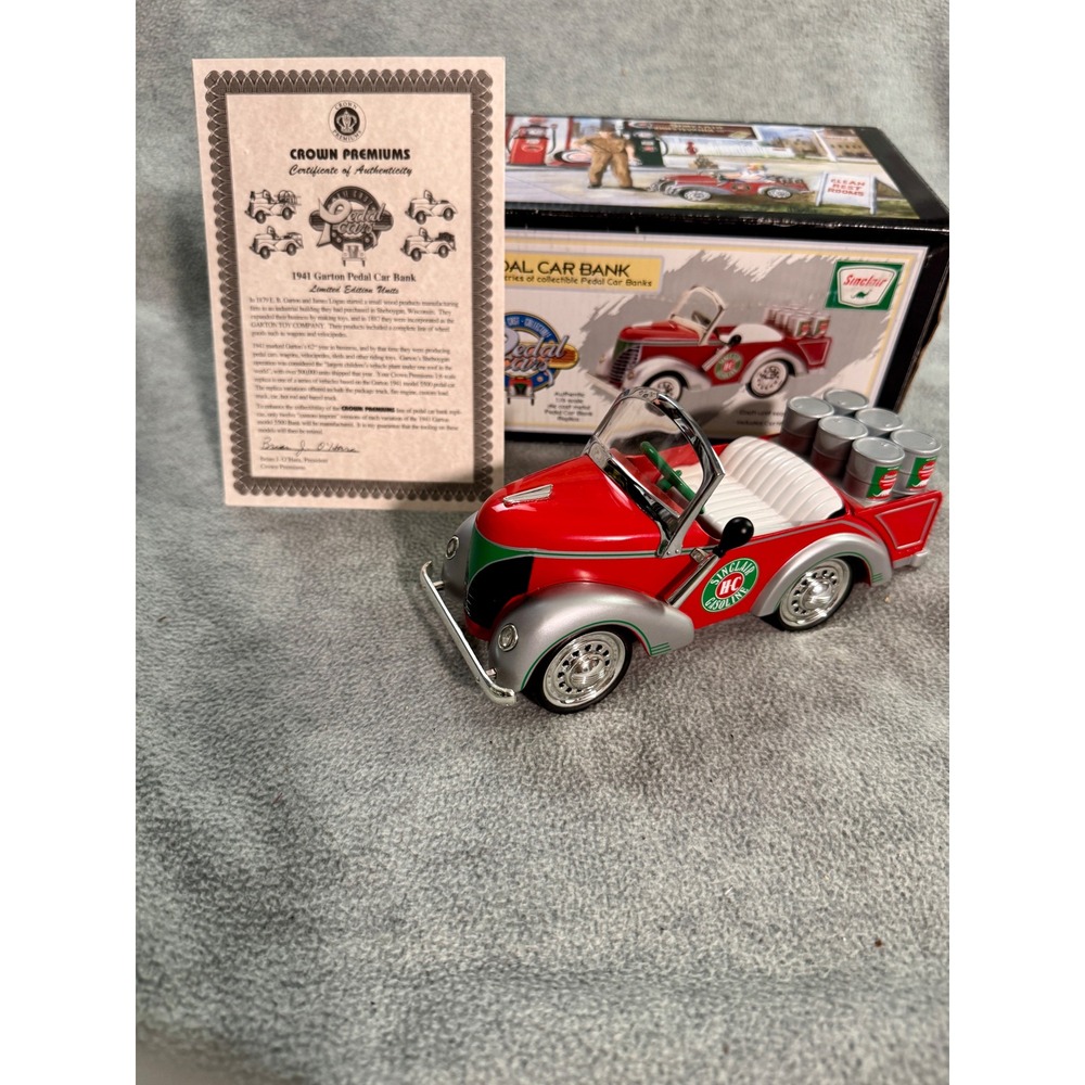 Crown Premiums 1941 Garton Pedal Car Bank Sinclair Gasoline Diecast 1:6 Scale